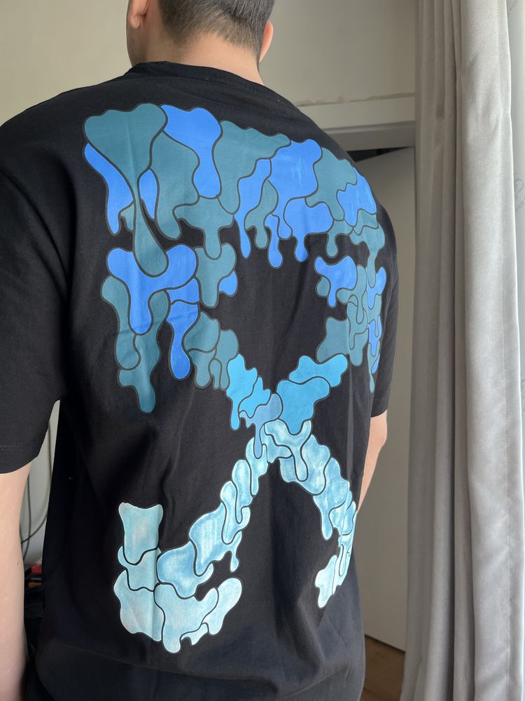 Off White Spray Marker
