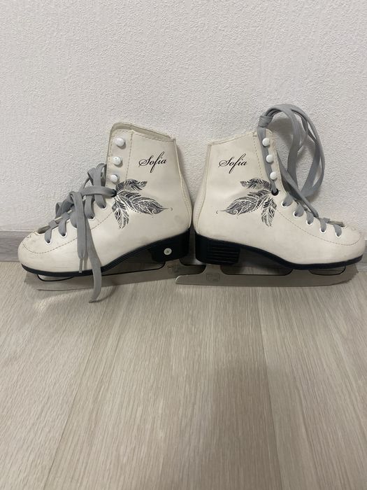 Продам Коньки детские для девочки