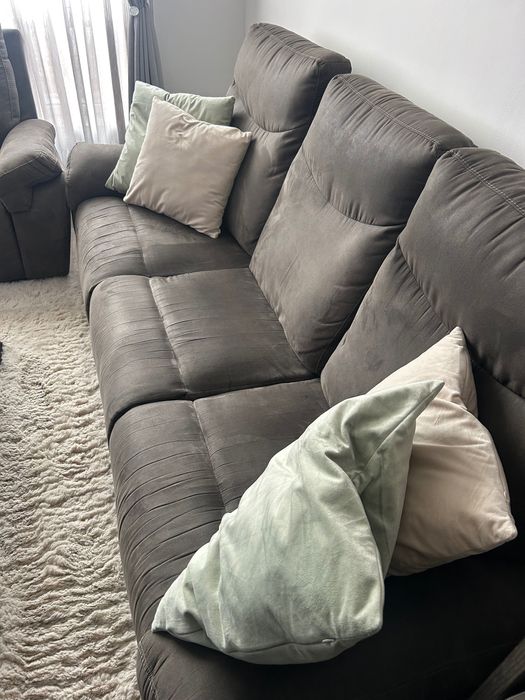 Два дивана с 3 и 2 места