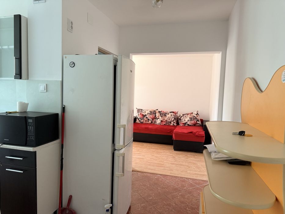 Apartament de inchiriat cu 3 camere pe strada Petru Dobra