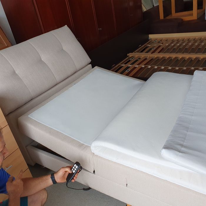 Pat dormitor tapițat 1,20m cu reglaj electric la telecomanda