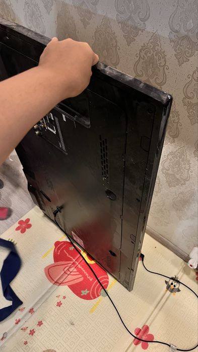 Телевизор самсунг