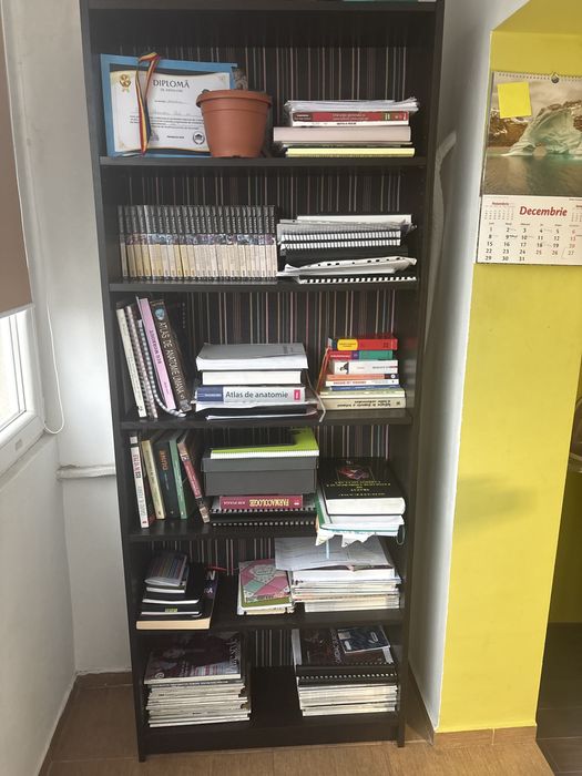 Vand biblioteca inalta