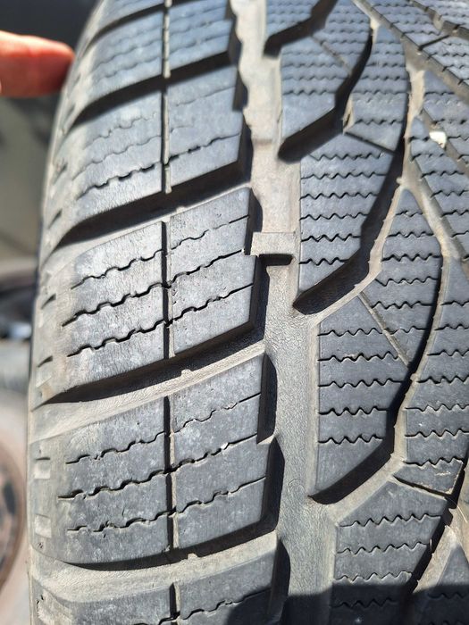 Roti complete de iarna 215/60/R16 Astra J Sedan (2017)