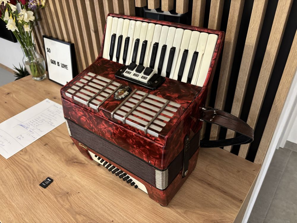 Acordeon Barcarole cu 48 de basi