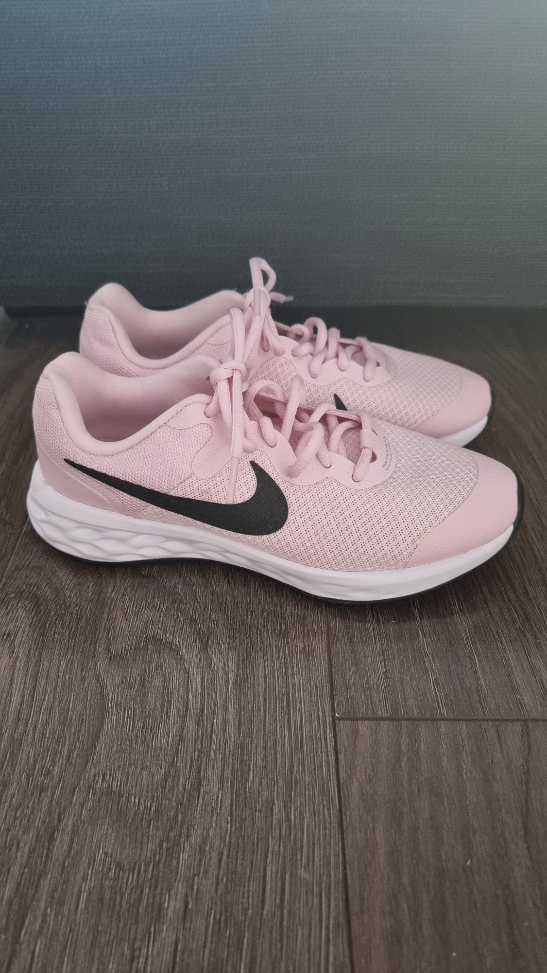 Детски маратонки Nike Revolution