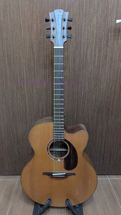 LAG Tramontane T333 JCE Jumbo електро-акустична китара