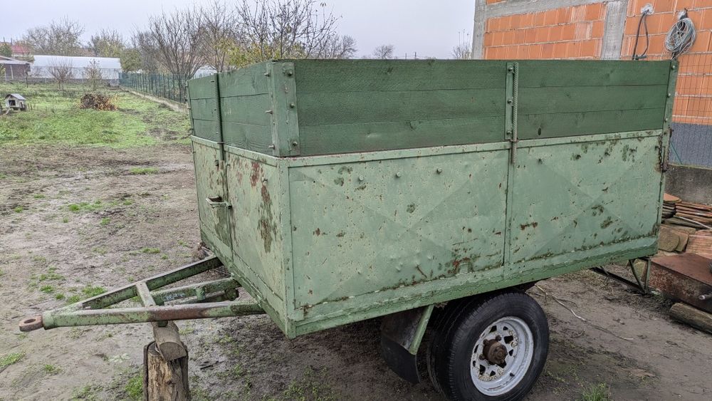 Remorcă agricolă 2,5 tone,1000 euro .