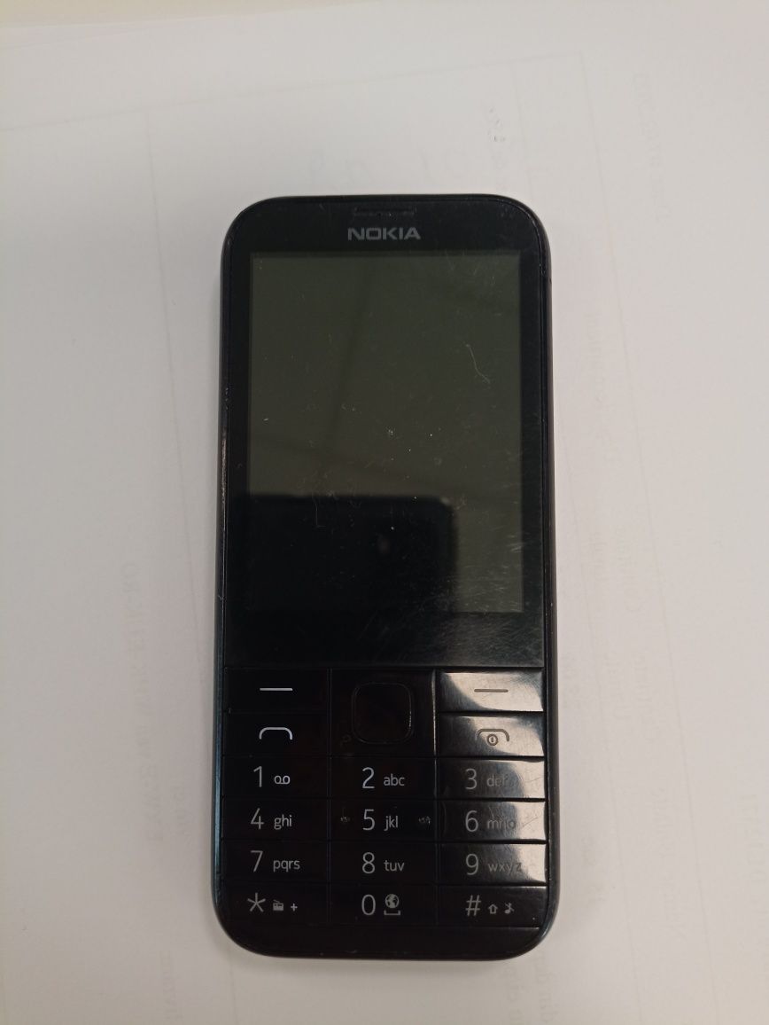 Telefon mobil cu butoane,Nokia RM 1012