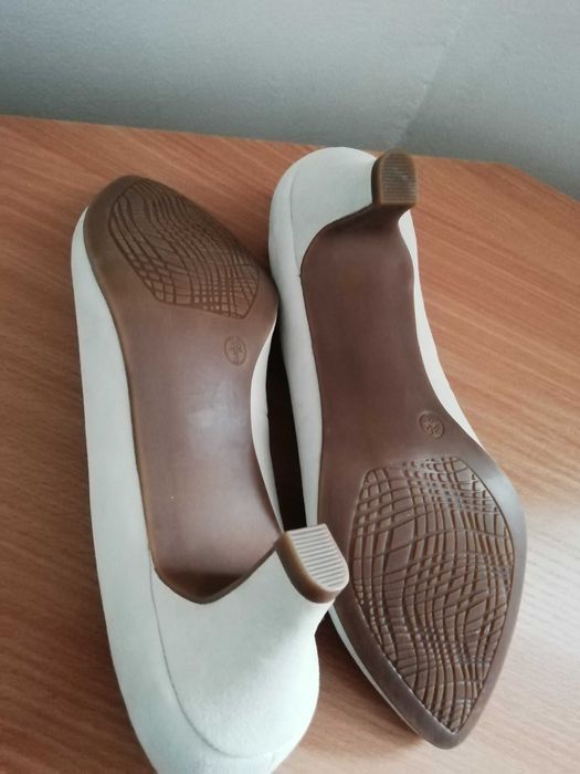 Елегантни кожени дамски обувки 5th Avenue, нови, 36 размер