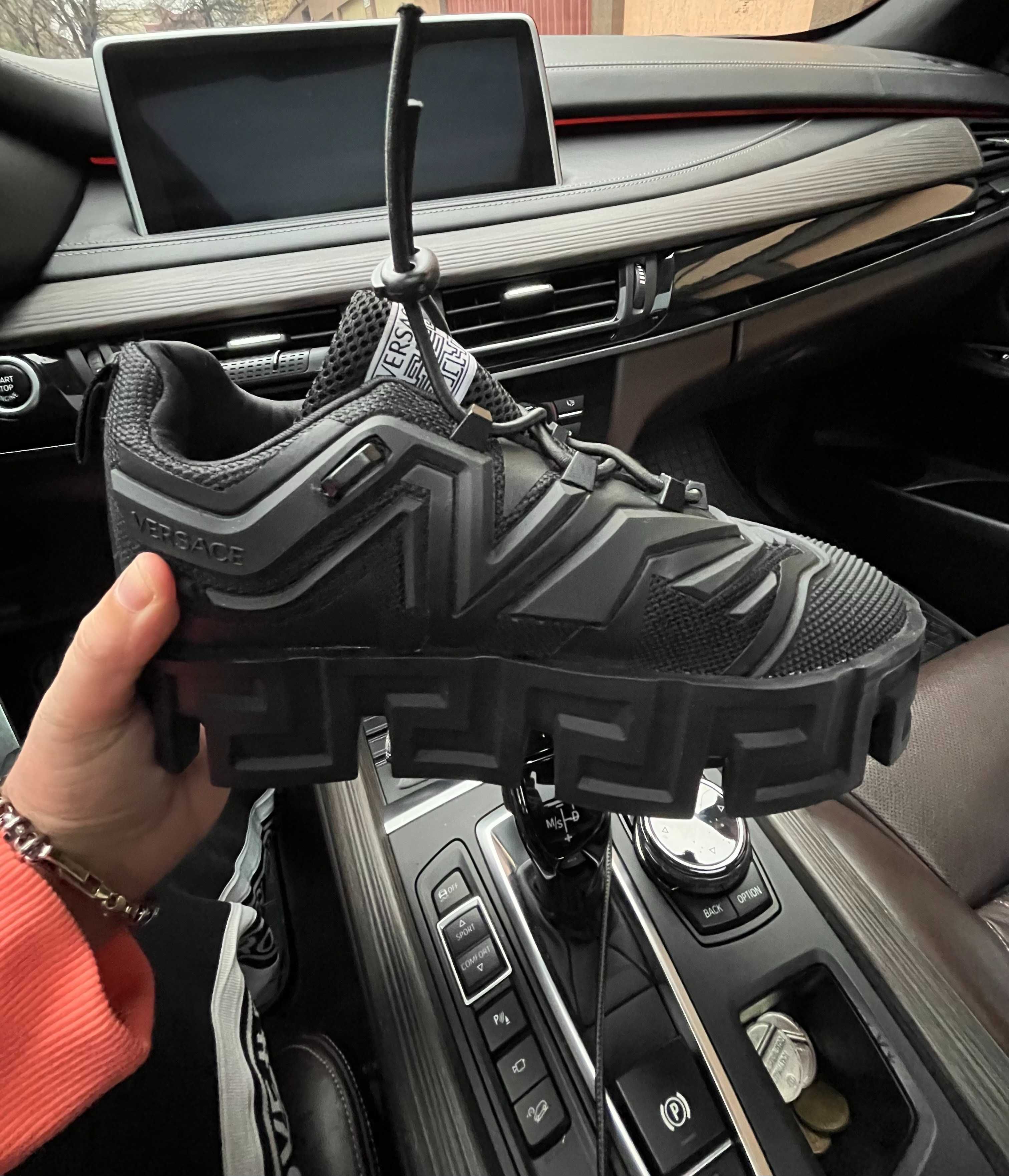 *Premium* Adidasi/sneakers hightop barbati Versace "Greca Labyrinth"
