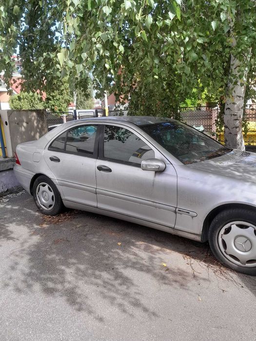 Vand Mercedes C180