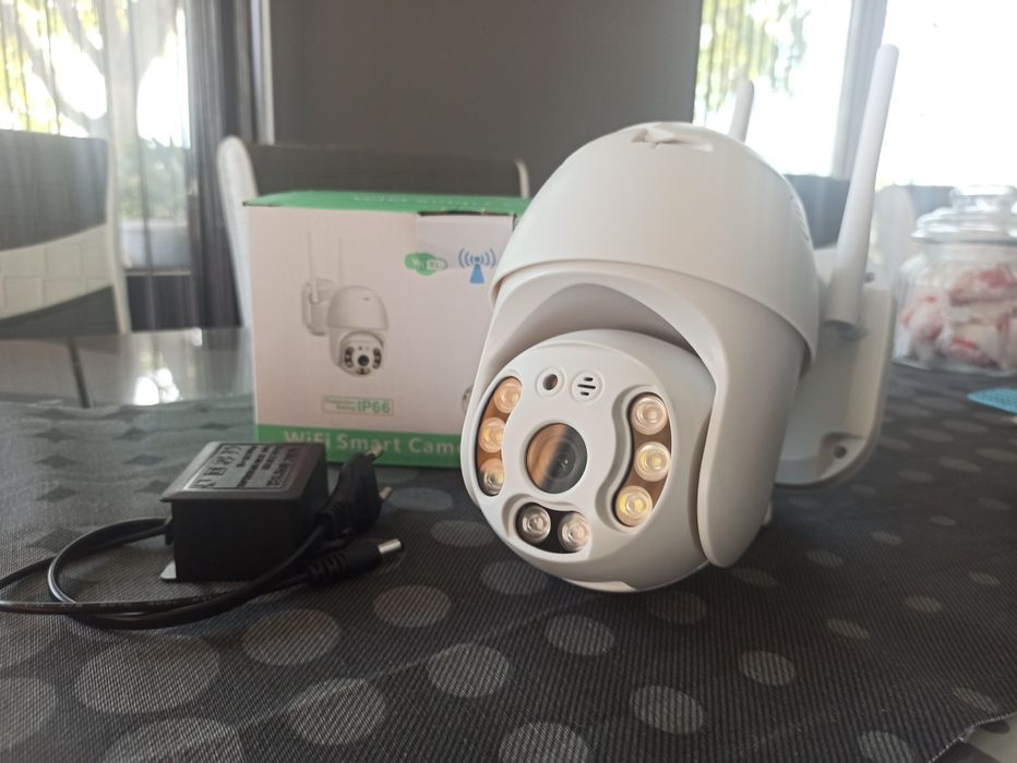 Куполна безжична камера Cobra 8LED + 64GB CARD