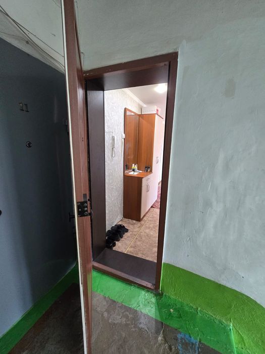 Перепланировка с 2х в 3х комнатную .