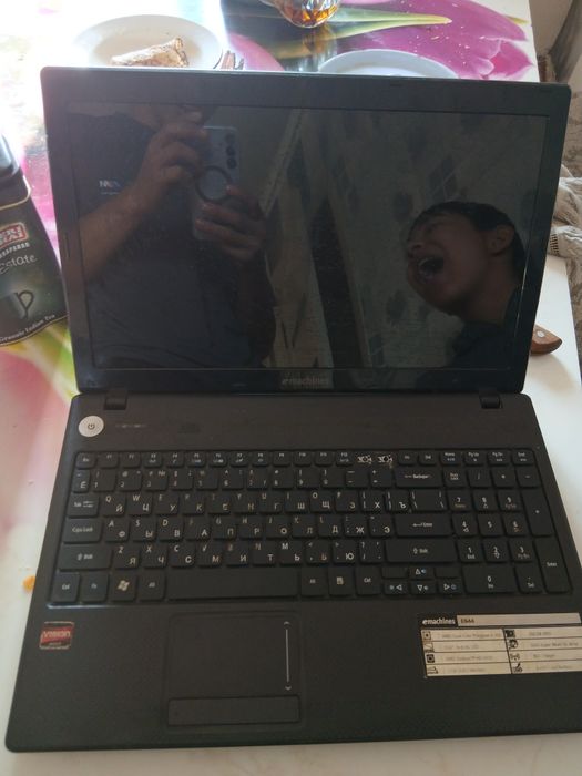 На запчать ноутбук