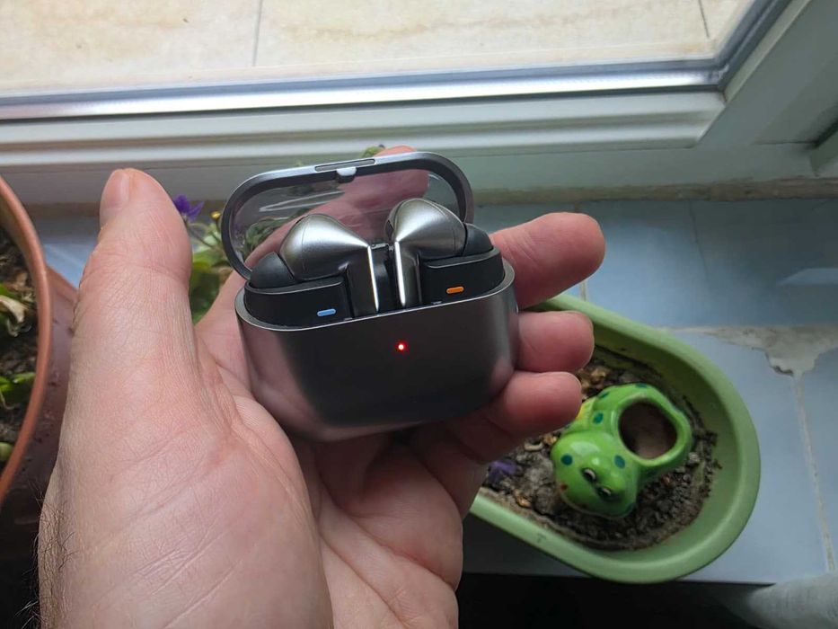 Căști Samsung Galaxy Buds 3 Pro Silver, Originale, Ca noi