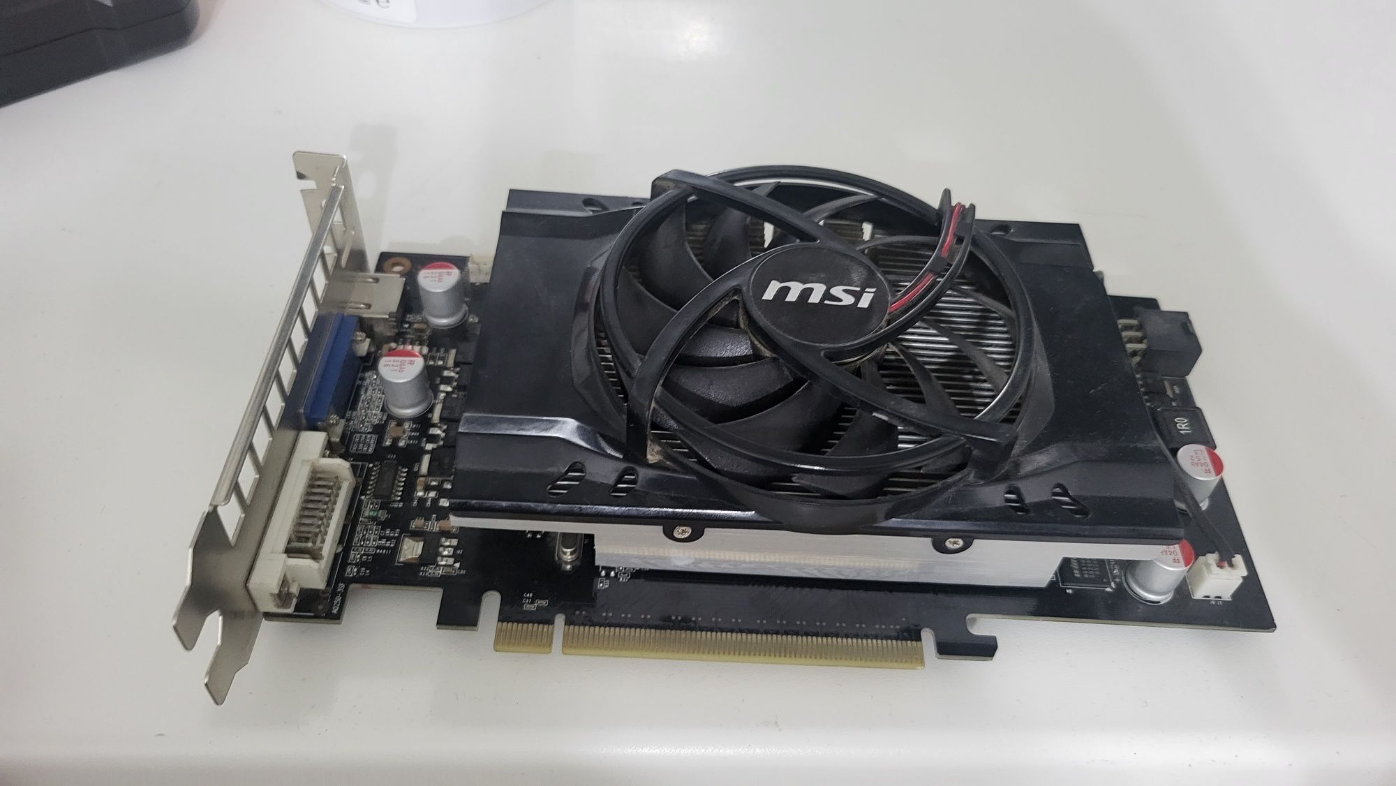 Видеокарта MSI GTS 250