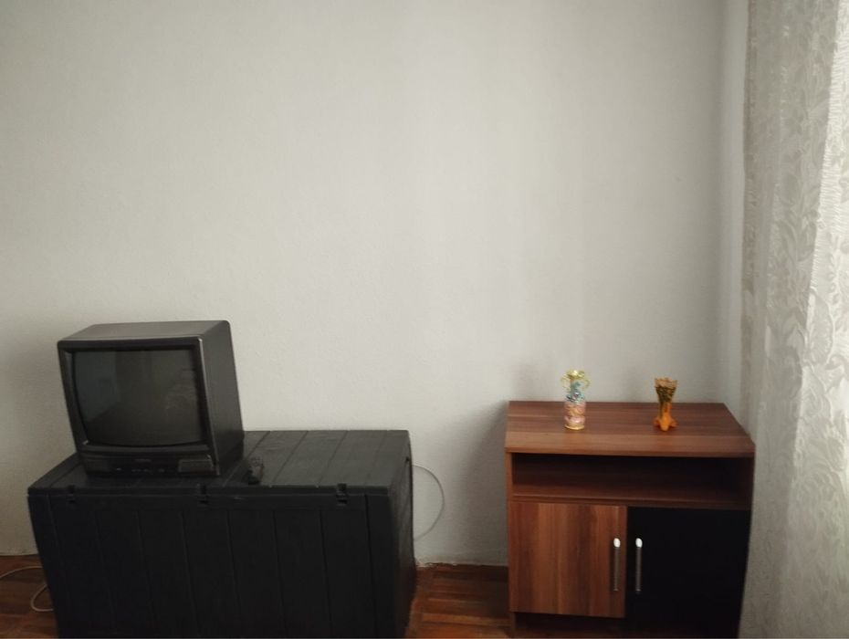 De închiriat apartament cu 3 camere zona Micro 3