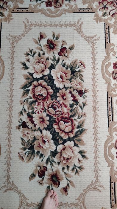 Ковёр 2.2 на 1.5 метров