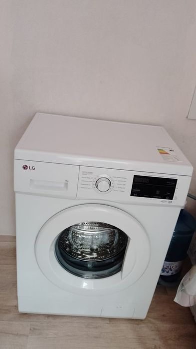 Стиральная машинка автомат