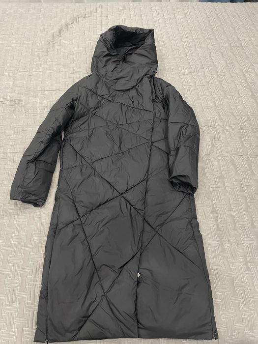 Продам зимний пуховик xs