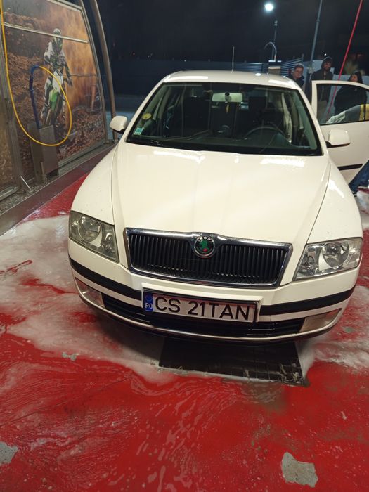 Vând Skoda Octavia 2