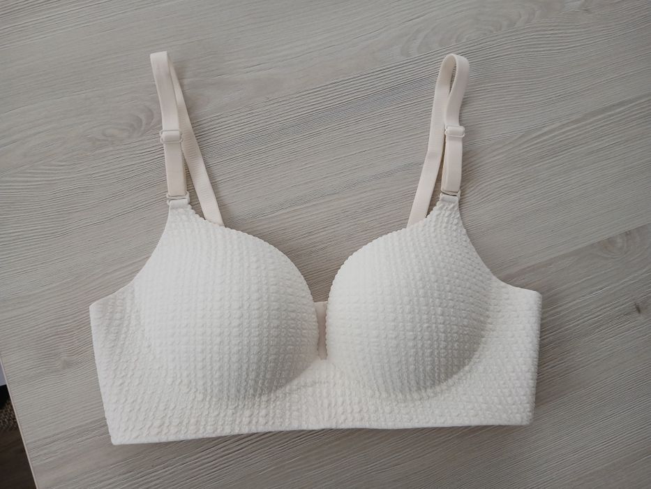 Sutien fete marimea 152-158