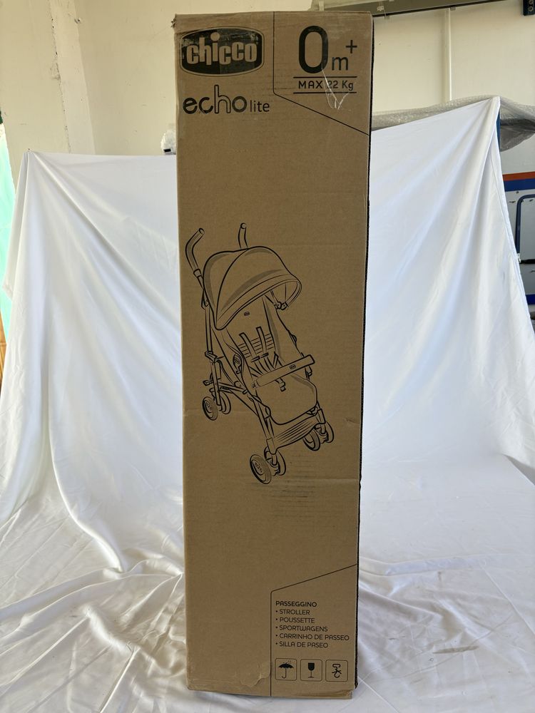 Carucior Chicco Echo Lite, usor, 0+ luni-22 kg, inclinab in 4 pozitii.