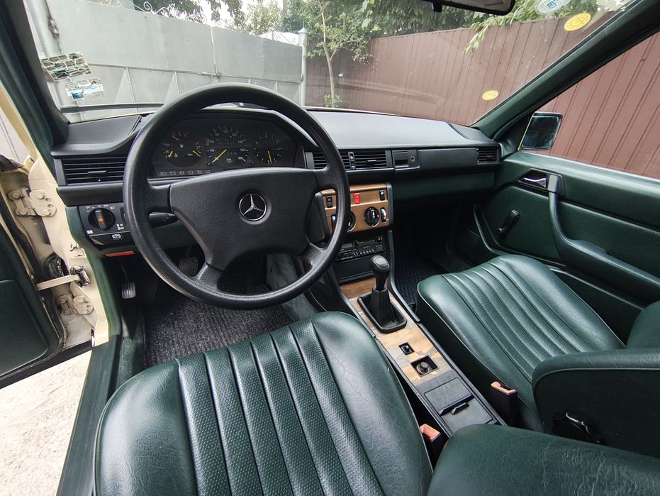 Mercedes w124 200D