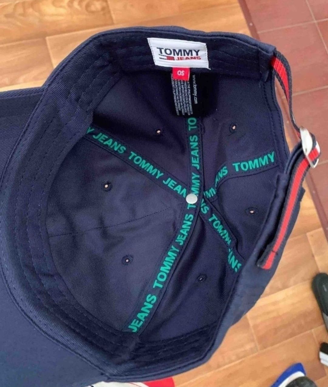 Tommy hilfiger оригинал новая one size kangol nike ea7 porshe design