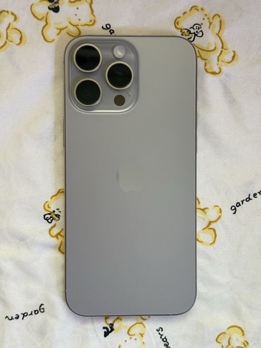 Iphone 16 pro max 256 gb 100 % yomkost ideal xolatda 100ta sikl e sim