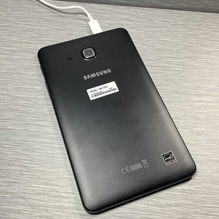 Tableta Samsung cu sim impecabila
