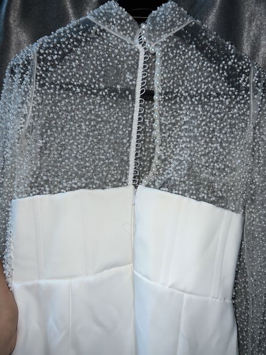 Salopeta albă de seara