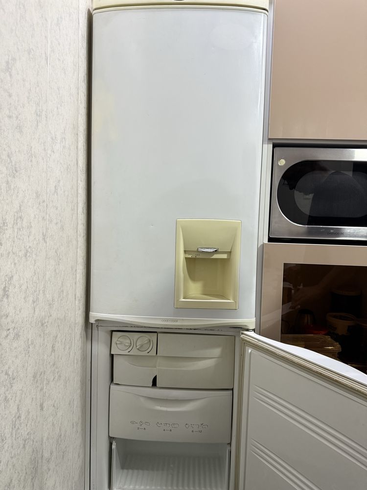 Холодильник LG б/у