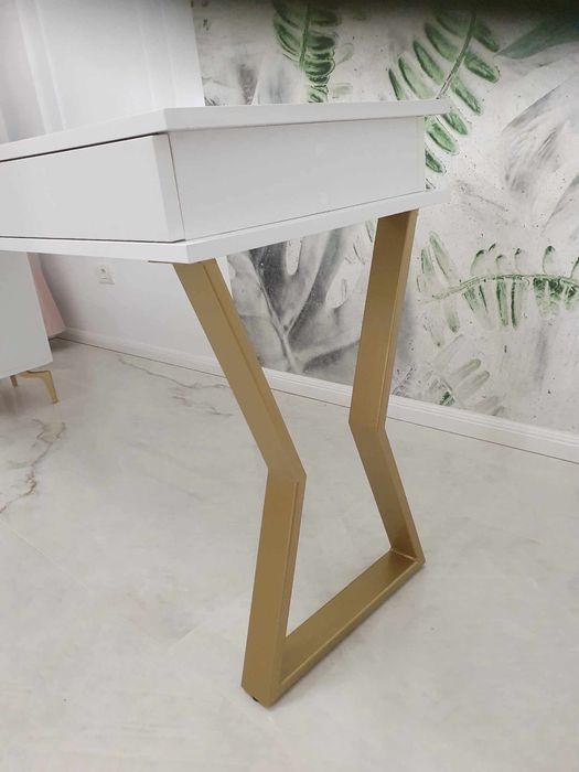 Vand 2 mese curs unghii