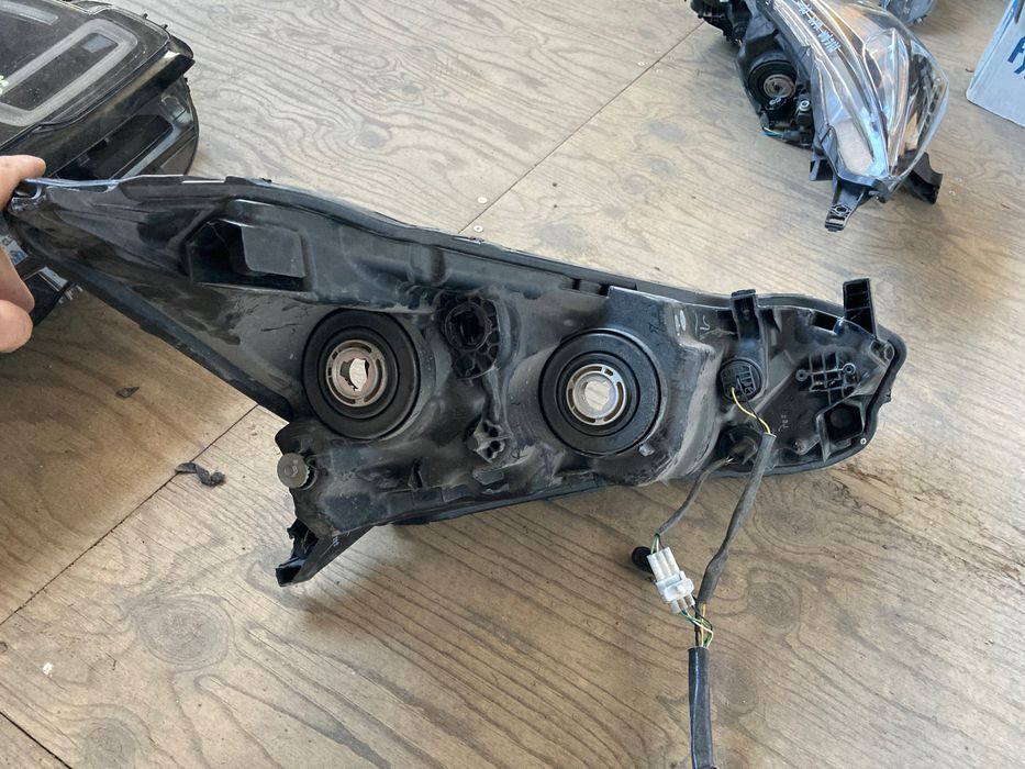 Оригинален ляв фар за Nissan Micra K14. 17-