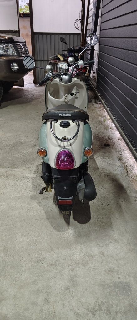 продаётся скутер Yamaha Vino Molfe