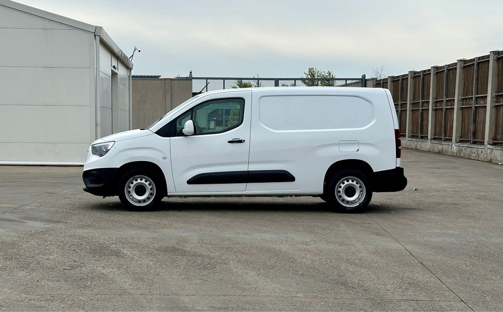 Opel Combo lung/2020/190000 km/km reali!