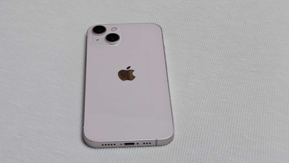 Iphone 13 10/10 roz (rar)
