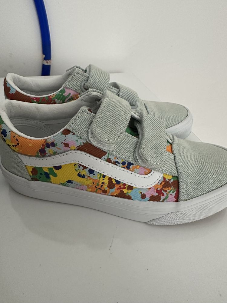 Нови детски маратонки на VANS   Номер 32