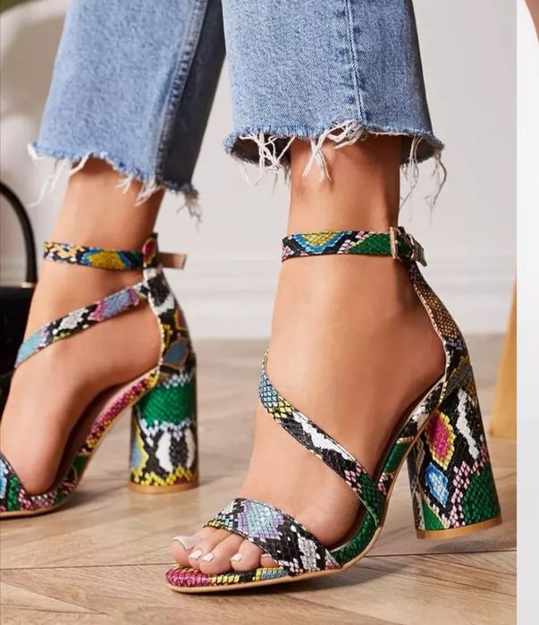 Sandale elegante cu toc gros