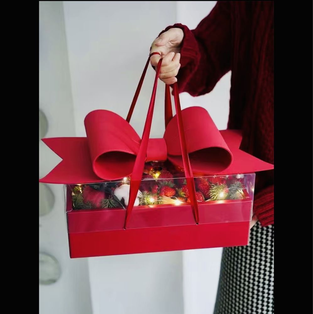 Подарок,подарок для девушки цветы с конфетами
