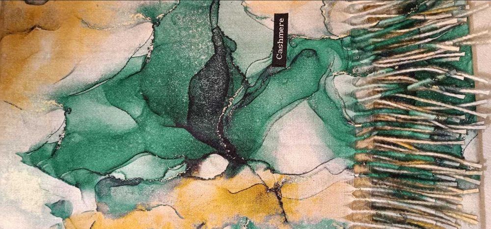 продавам нов голям кашмирен шал