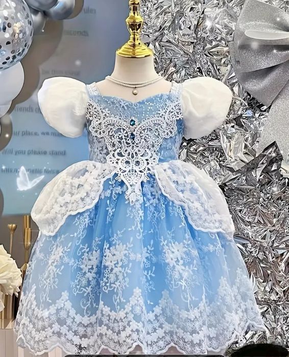 Продам новое новогоднее платье