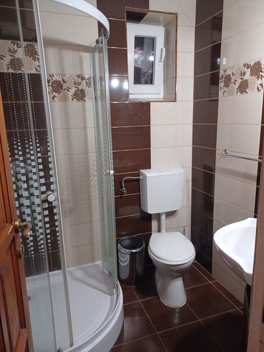 Vila pentru studenți, inchiriez loc în cameră