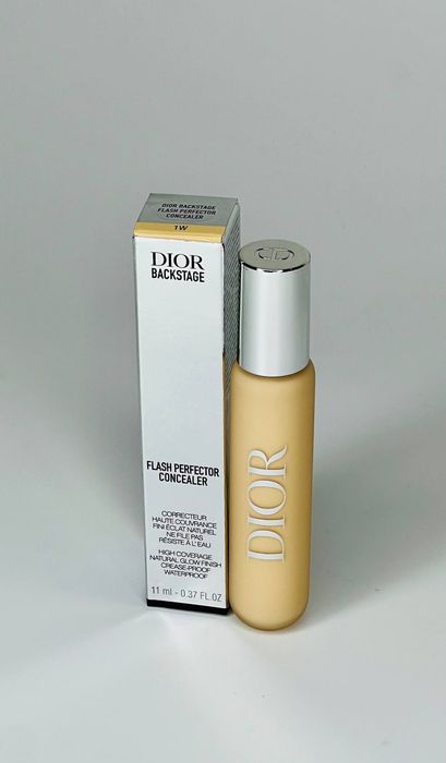 Dior Forever Тональный крем пудра консилер кушон