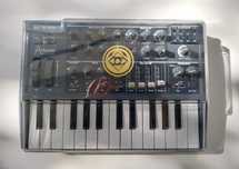 Arturia Microbrute + Decksaver Sintetizator/Synth