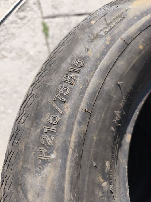 Гуми 215 75 15 deluxe 75 belted