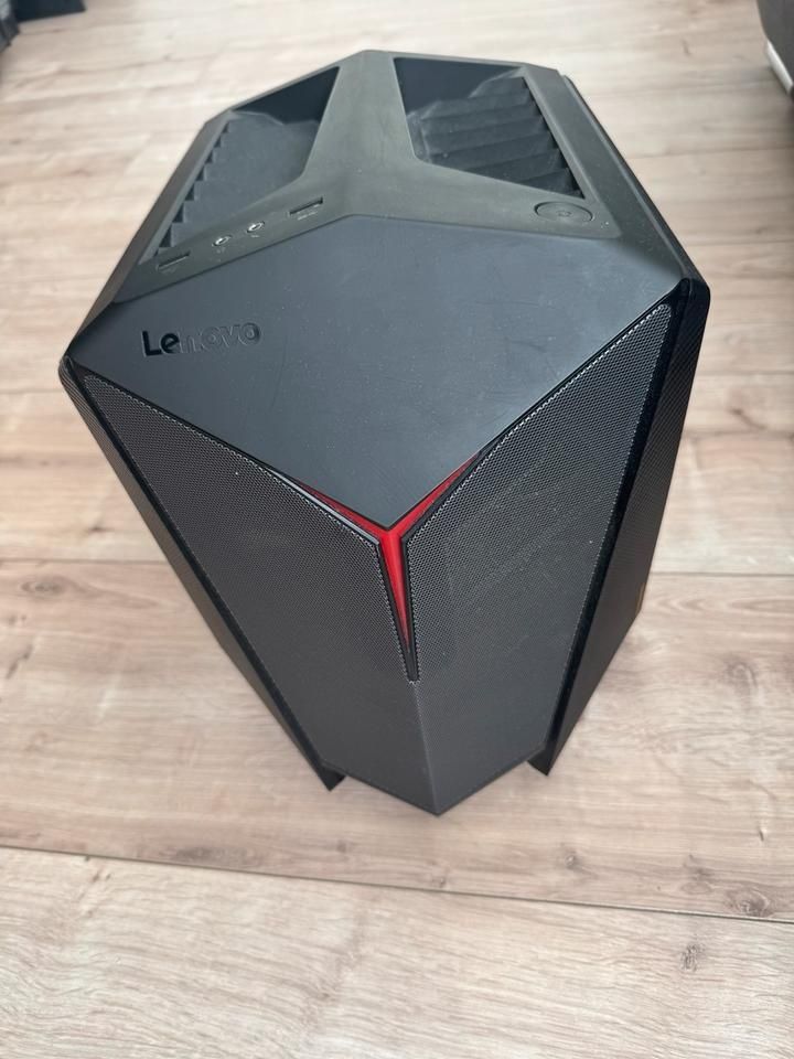 Lenovo y710 Cube GTX 1060 OC 6GB/ i5 6400