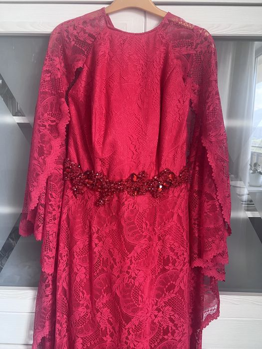 Платье вечернее шикарное